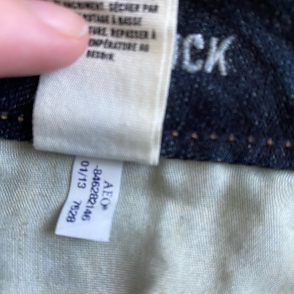 American Eagle Skinny Kick Jeans - Picture 3 of 5